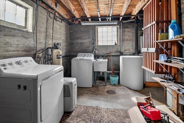 5517 Terre Haute Avenue, Madison, WI 53705