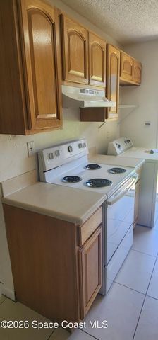 92 Woodland Avenue 4, Cocoa Beach, FL 32931