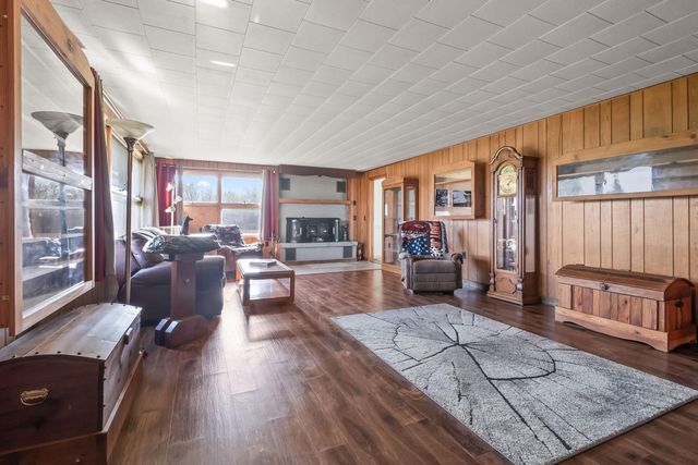 2871 W Bacon Road, Hillsdale Twp, MI 49242