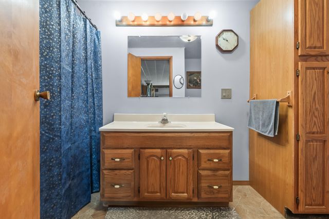 2871 W Bacon Road, Hillsdale Twp, MI 49242