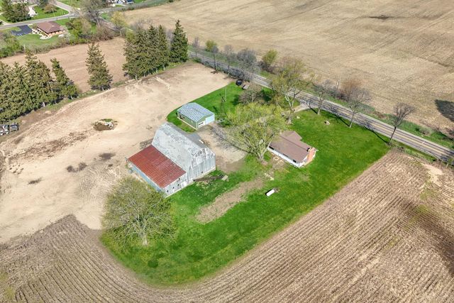 2871 W Bacon Road, Hillsdale Twp, MI 49242