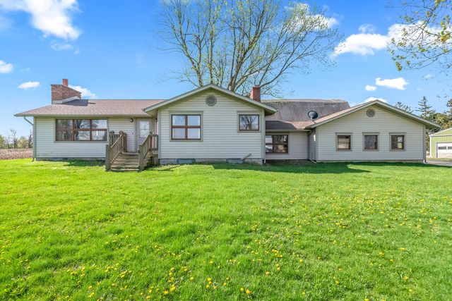 2871 W Bacon Road, Hillsdale Twp, MI 49242