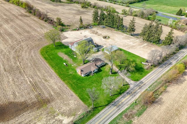 2871 W Bacon Road, Hillsdale Twp, MI 49242