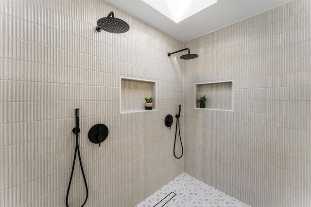 5777 Desert View Drive, La Jolla, CA 92037