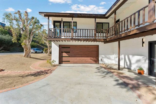 5777 Desert View Drive, La Jolla, CA 92037