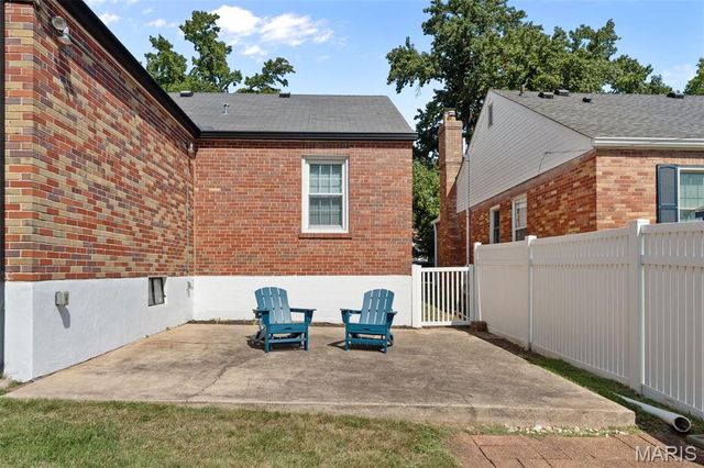 8610 Rosalie Avenue, St Louis, MO 63144