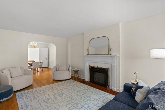 8610 Rosalie Avenue, St Louis, MO 63144