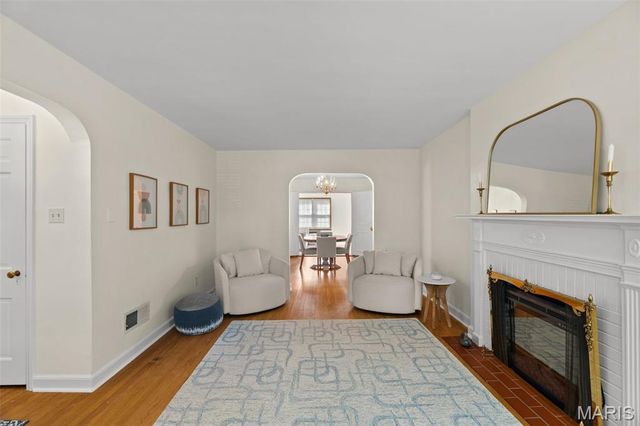 8610 Rosalie Avenue, St Louis, MO 63144