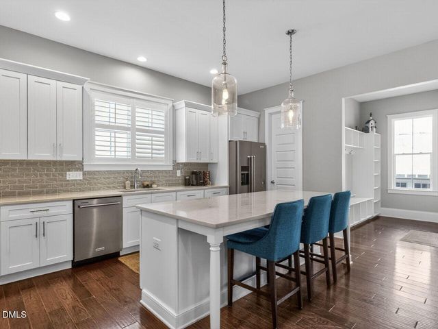 109 N Tunstall Avenue, Apex, NC 27502