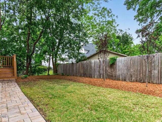 109 N Tunstall Avenue, Apex, NC 27502