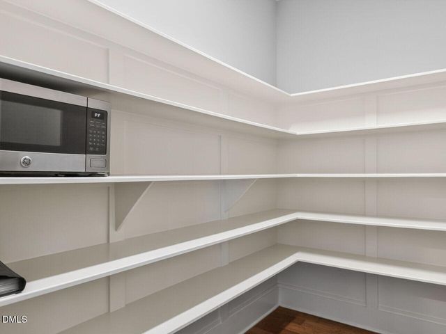 109 N Tunstall Avenue, Apex, NC 27502