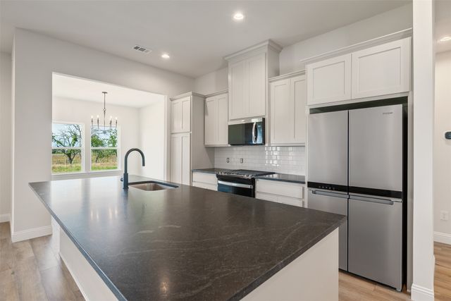 1020 Don Eve Court, Azle, TX 76020