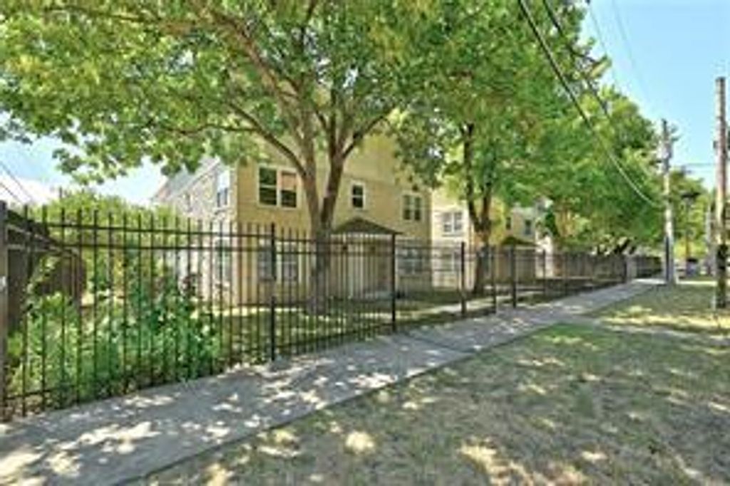 3011 Speedway ST 3, Austin, TX 78705