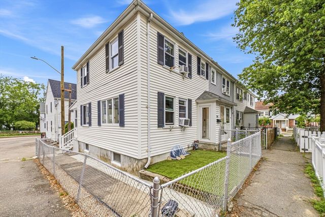 54-A Bay State Rd, Quincy, MA 02171