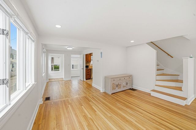 54-A Bay State Rd, Quincy, MA 02171