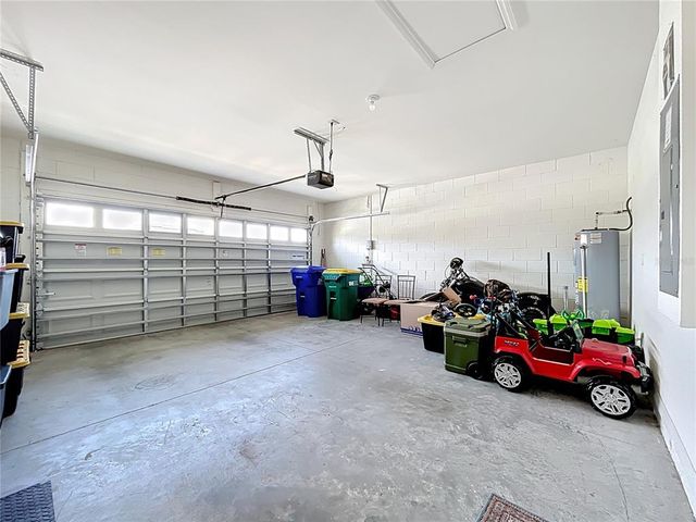 1828 HENIN CIRCLE, Tavares, FL 32778