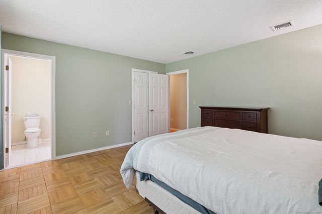 35 Crofut Road, Naugatuck, CT 06770