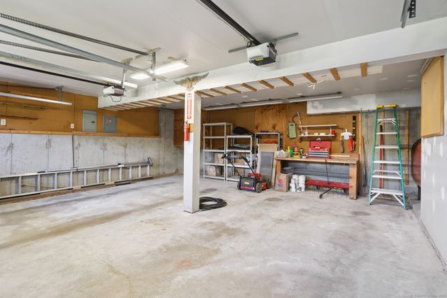 35 Crofut Road, Naugatuck, CT 06770
