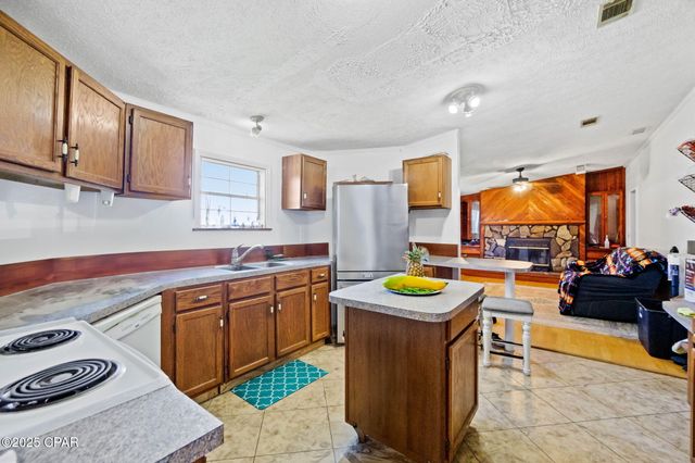 1080 Arnold Lane, Westville, FL 32464