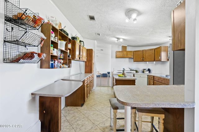 1080 Arnold Lane, Westville, FL 32464