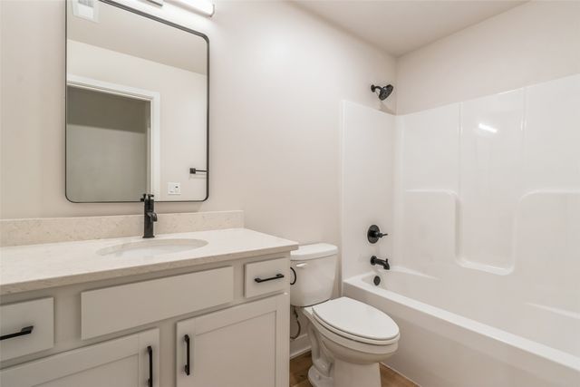 791 Clover Hill Drive, North Liberty, IA 52317