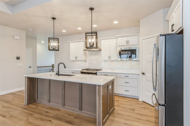 791 Clover Hill Drive, North Liberty, IA 52317