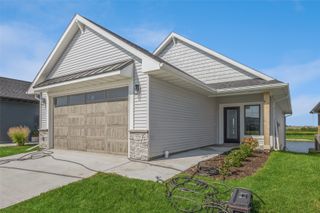 791 Clover Hill Drive, North Liberty, IA 52317