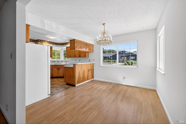 5035 Boulder Ln, Santa Rosa, CA 95405