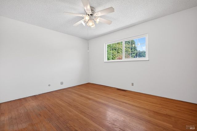 5035 Boulder Ln, Santa Rosa, CA 95405