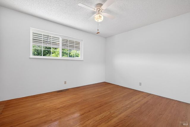 5035 Boulder Ln, Santa Rosa, CA 95405