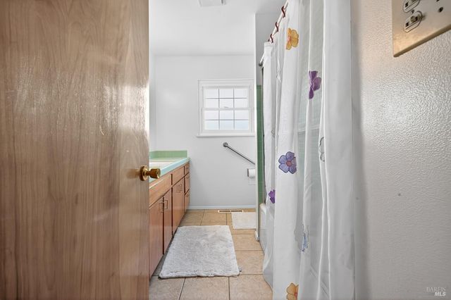 5035 Boulder Ln, Santa Rosa, CA 95405