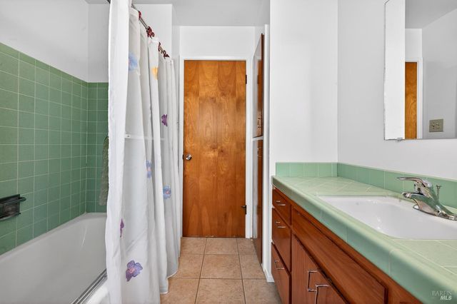 5035 Boulder Ln, Santa Rosa, CA 95405