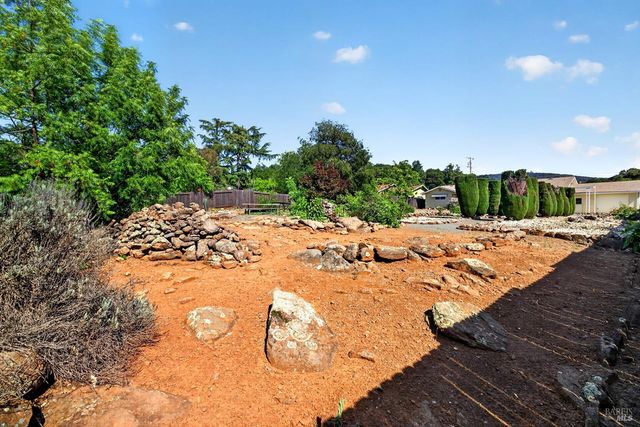 5035 Boulder Ln, Santa Rosa, CA 95405