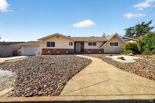 5035 Boulder Ln, Santa Rosa, CA 95405