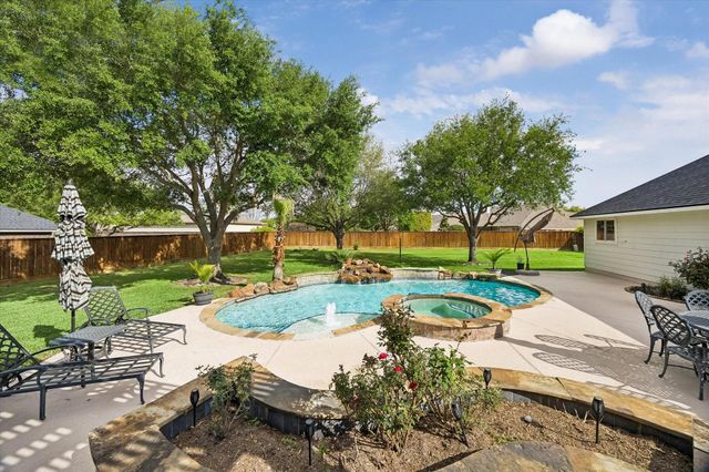 20810 E Cameron Ridge Drive, Cypress, TX 77433