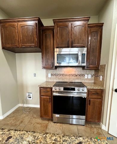 6704 Deorsam Loop, Killeen, TX 76542