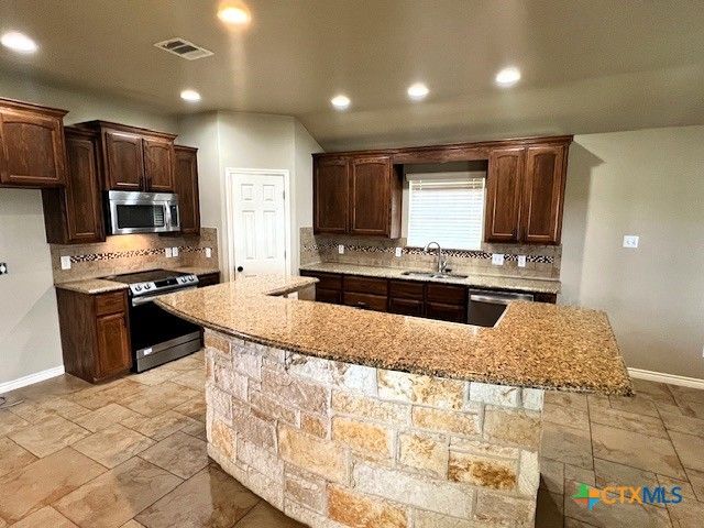 6704 Deorsam Loop, Killeen, TX 76542
