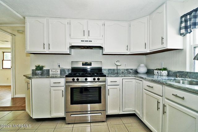 1016 Waterview Way, Forked River, NJ 08731