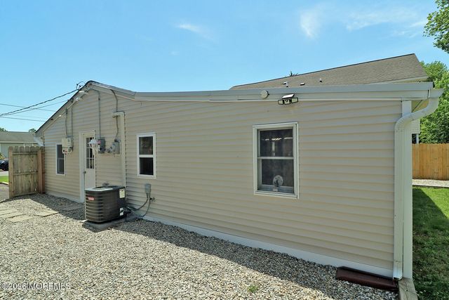 1016 Waterview Way, Forked River, NJ 08731