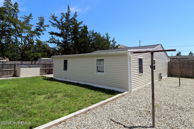 1016 Waterview Way, Forked River, NJ 08731