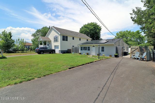 1016 Waterview Way, Forked River, NJ 08731