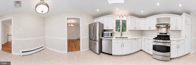 1036 CARPER ST, Mclean, VA 22101