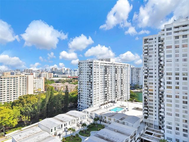 2780 NE 183rd St 115, Aventura, FL 33160