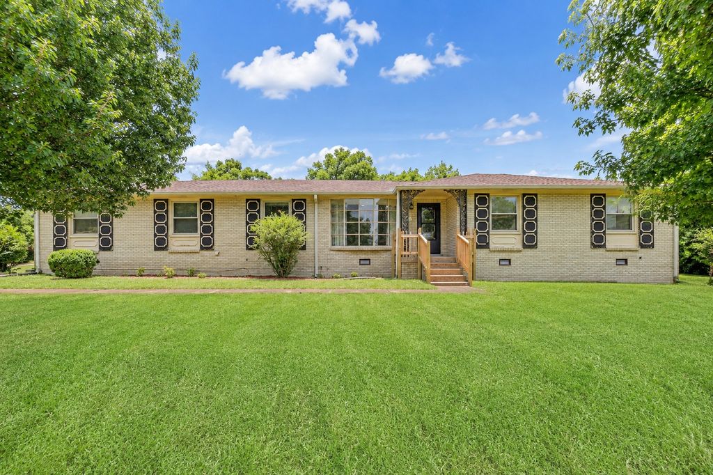 4041 Matilda St, Nashville, TN 37207