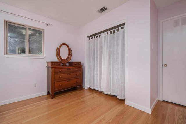 6048 14th St, Sacramento, CA 95822