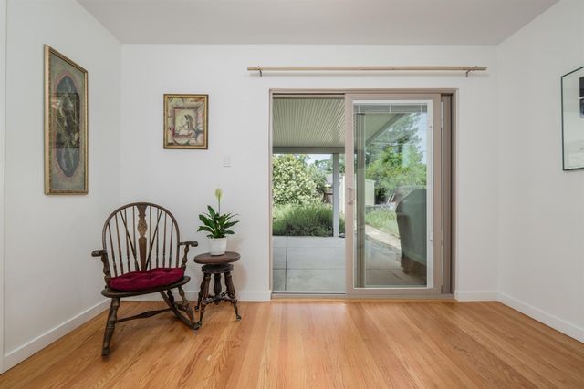 6048 14th St, Sacramento, CA 95822