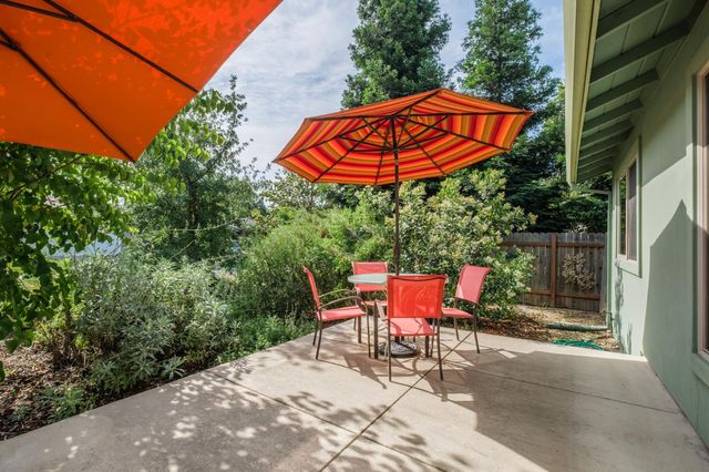 6048 14th St, Sacramento, CA 95822
