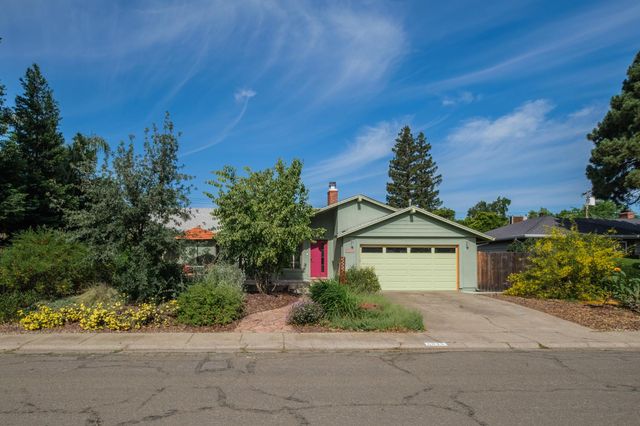 6048 14th St, Sacramento, CA 95822