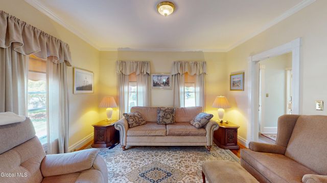 15 Freleigh Place, Coxsackie, NY 12051