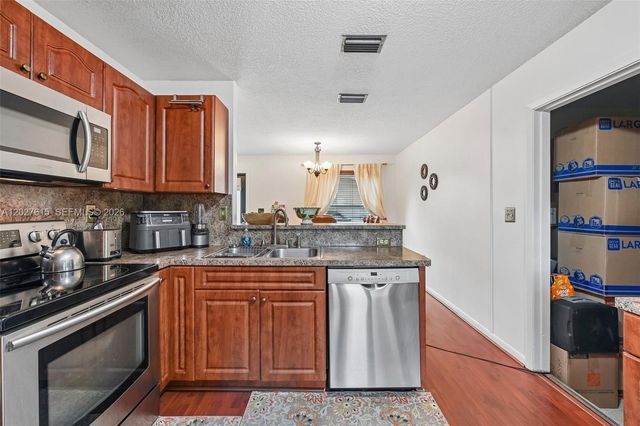 3461 Cluster Rd, Miramar, FL 33025